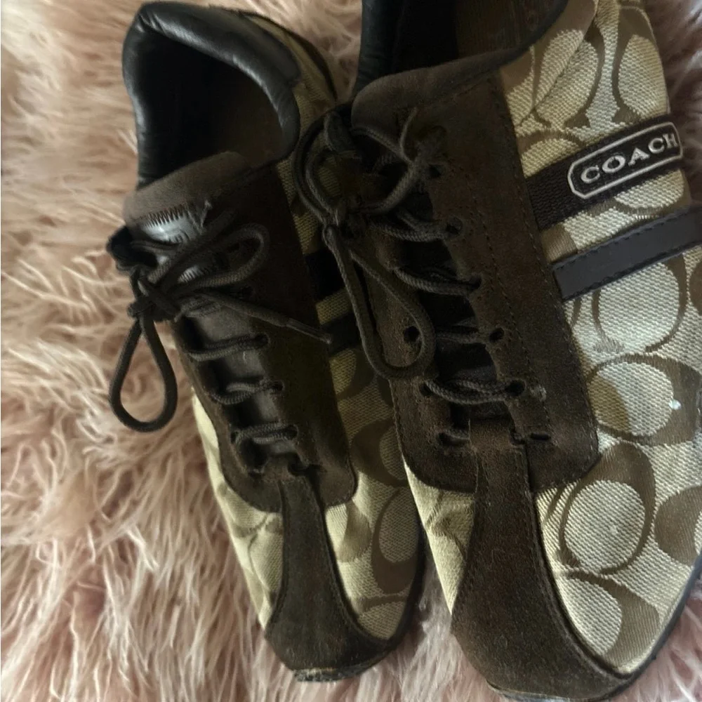 Coach vintage shoes that have recently been resoled - Picture 3 of 6